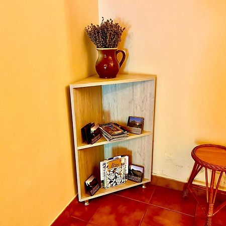 P&P Jicin Apartments - Soukrome 2-3 Luzkove Pokoje S Vlastni Kuchyni A Koupelnou Экстерьер фото