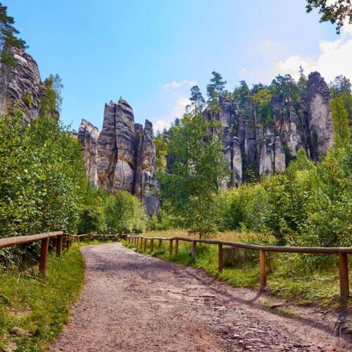 P&P Jicin Apartments - Soukrome 2-3 Luzkove Pokoje S Vlastni Kuchyni A Koupelnou Экстерьер фото